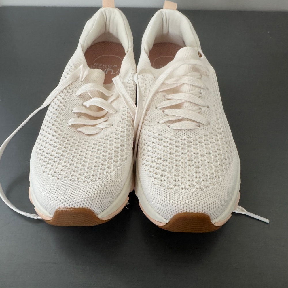 Women's Cream Sneakers